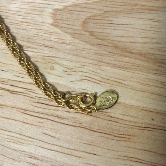 Vintage Joan Rivers Golden Easter Egg Pendant Necklace - Picture 3 of 4